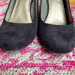 Fergalicious suede wedges size 8